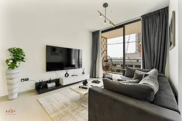 Stylish 2BR with Private Pool photo 5